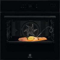 Духова шафа Electrolux EOB8S39WZ